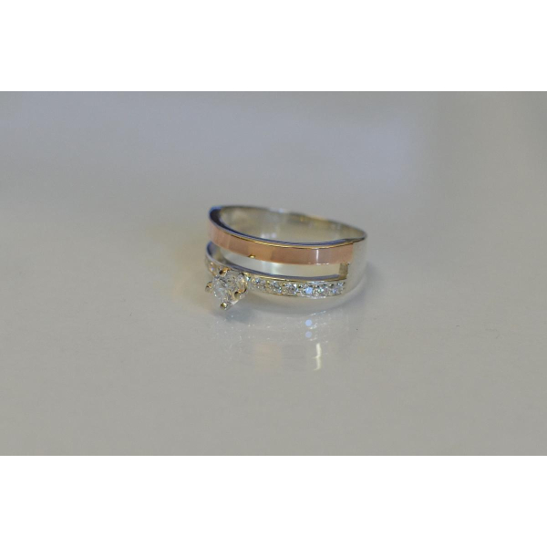 Серебряное кольцо с  накладками из золота (031к)