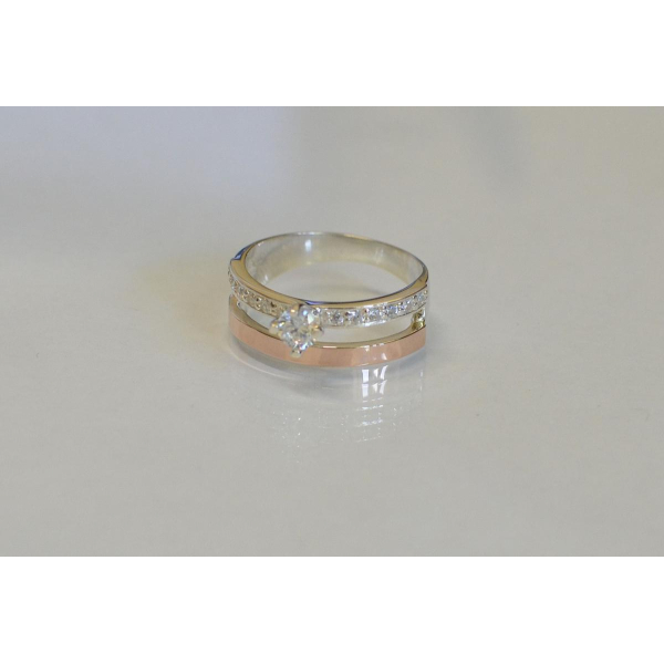 Серебряное кольцо с  накладками из золота (031к)