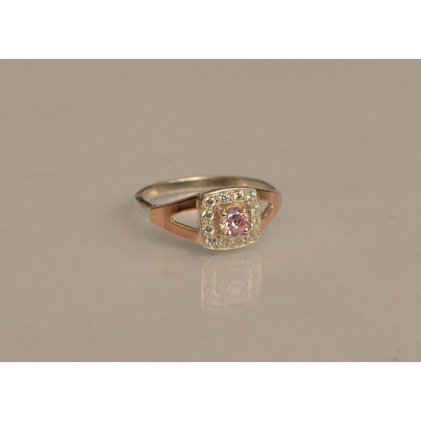 Серебряное кольцо со вставками из золота (032к)