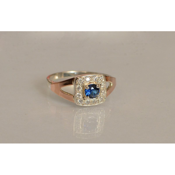 Серебряное кольцо со вставками из золота (032к)