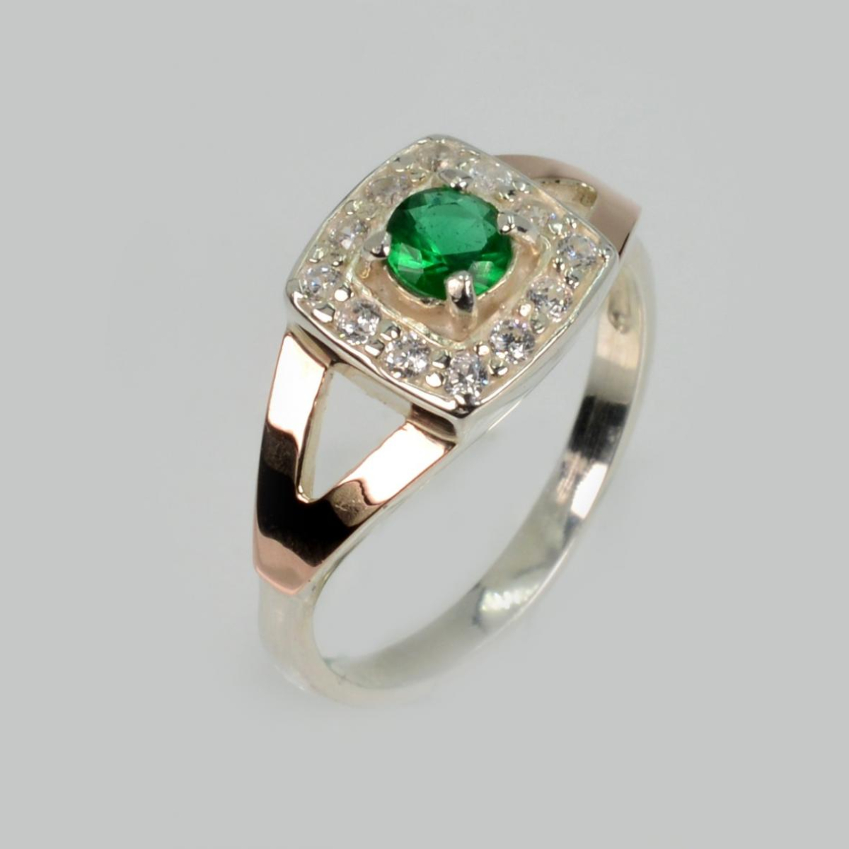 Серебряное кольцо со вставками из золота (032к)