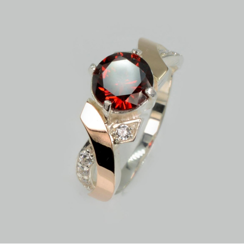 Кольцо серебряное с золотыми вставками