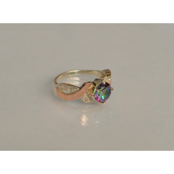 Кольцо серебряное с золотыми вставками (033к)