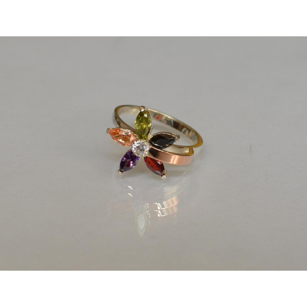 Серебряное кольцо с золотыми вставками (034к)