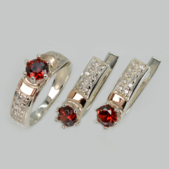 Серебряный гарнитур с пластинами из золота