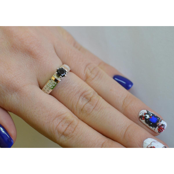 Серебряное кольцо с золотыми напайками (035к)