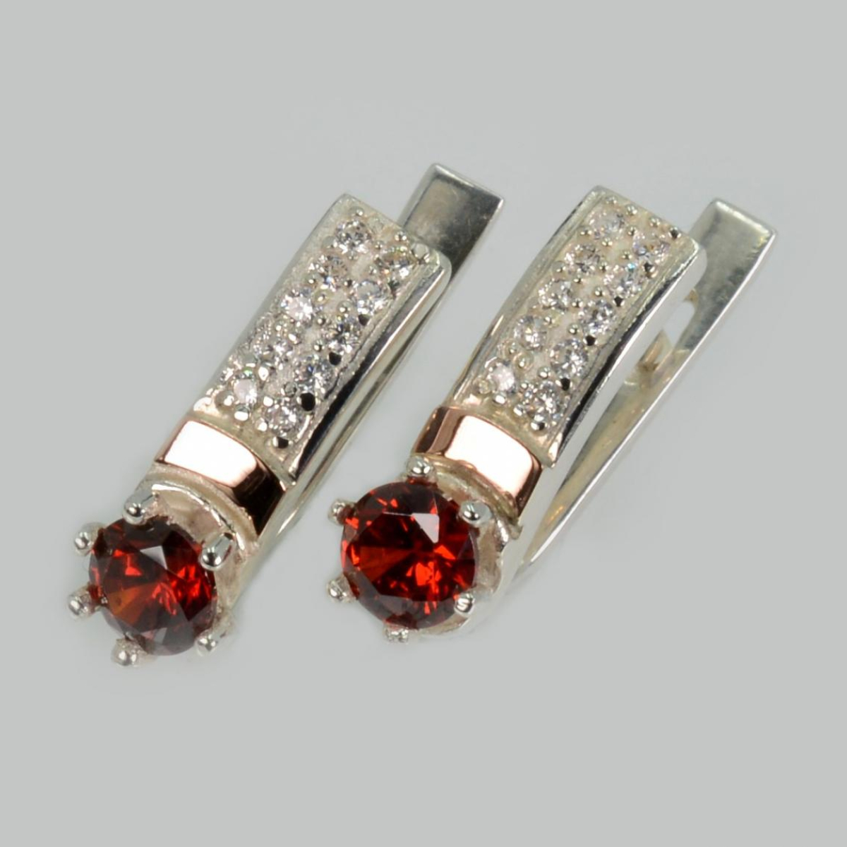 Серебряные серьги со вставками из золота (035с)