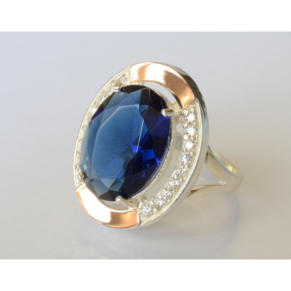 Серебряное кольцо со вставками из золота (037к)