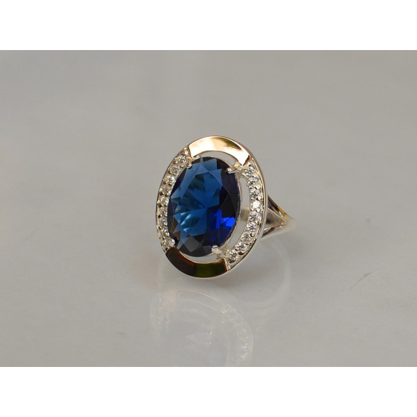 Серебряное кольцо со вставками из золота (037к)