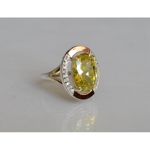 Серебряное кольцо со вставками из золота (037к)