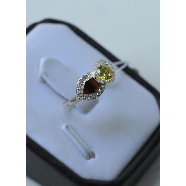 Серебряное кольцо со вставками из золота (042к)