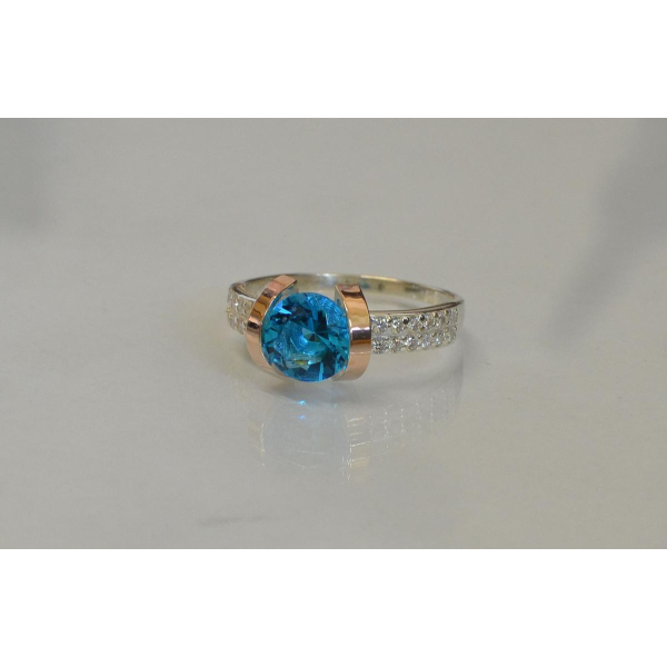 Серебряное кольцо со вставками из золота (046к)