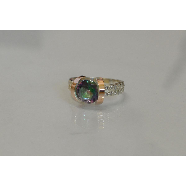 Серебряное кольцо со вставками из золота (046к)