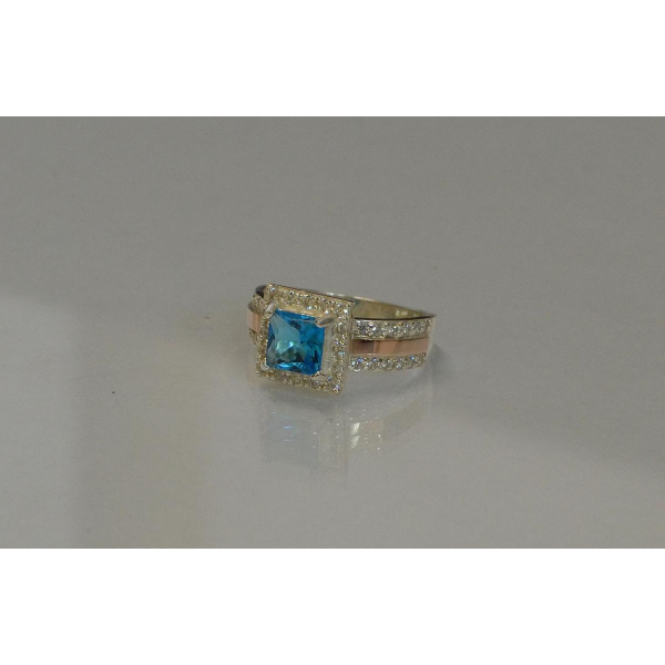 Серебряное кольцо  с накладками из золота (048к)