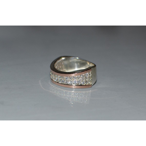 Колльцо серебряное с накладками золота (049к)