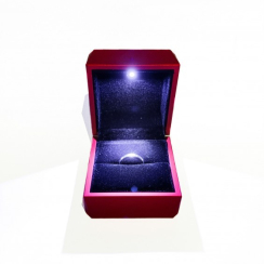 Подарунковий футляр з підсвічуванням