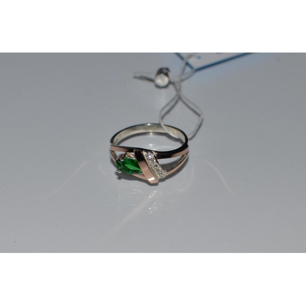 С напайками из золота серебряное кольцо (050к)