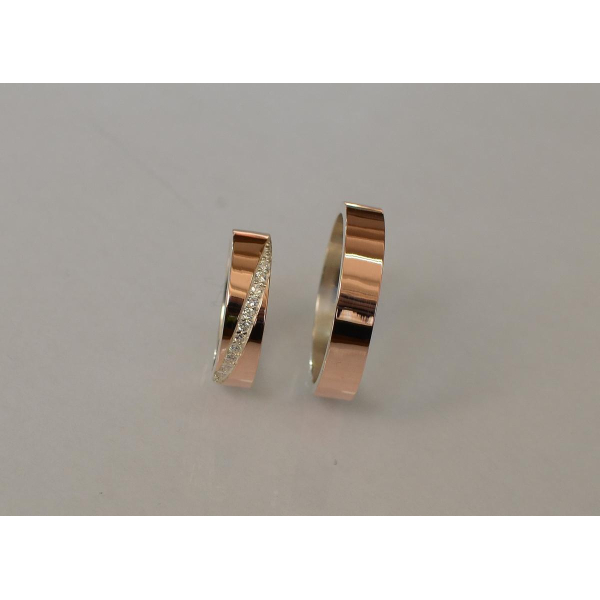 Пара серебряных обручальных колец (053кобр2)