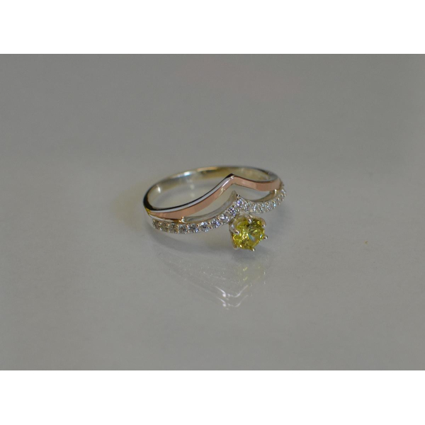 Серебряное кольцо с золотыми пластинами (063к)