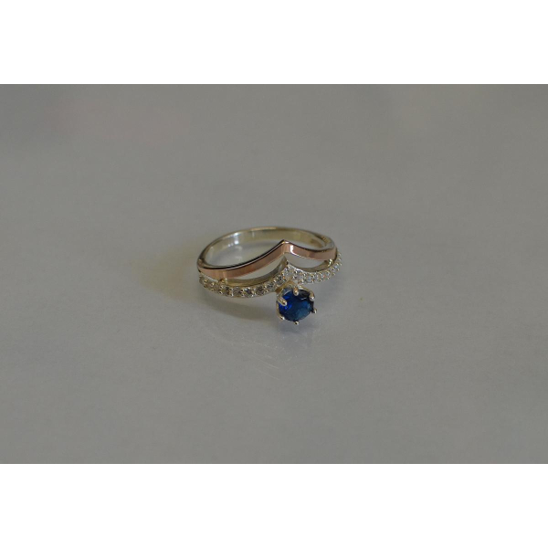 Серебряное кольцо с золотыми пластинами (063к)