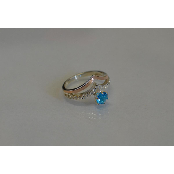 Серебряное кольцо с золотыми пластинами (063к)