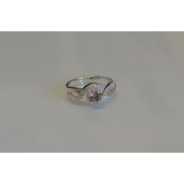 Срібна каблучка з золотими напайками (067к)