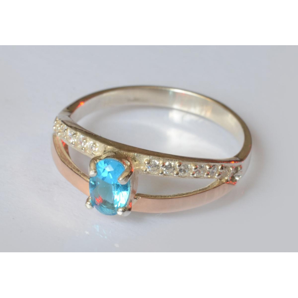 Срібна каблучка  зі вставками з золота (070к)