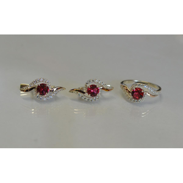 Серебряный набор с золотыми пластинами (072)