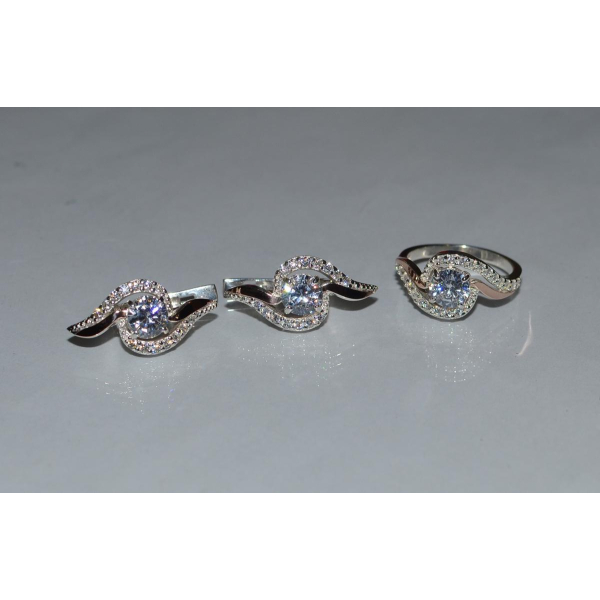 Серебряный набор с золотыми пластинами (072)