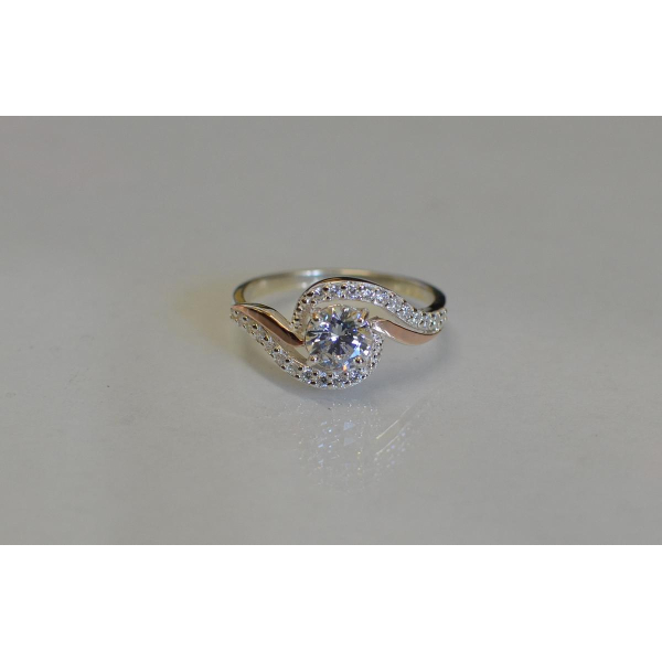 Серебряное кольцо с золотыми пластинами (072к)