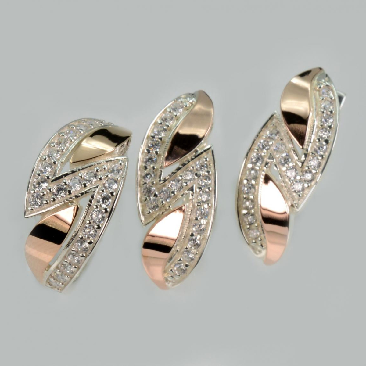 Серебряный набор с золотыми пластинами (073)