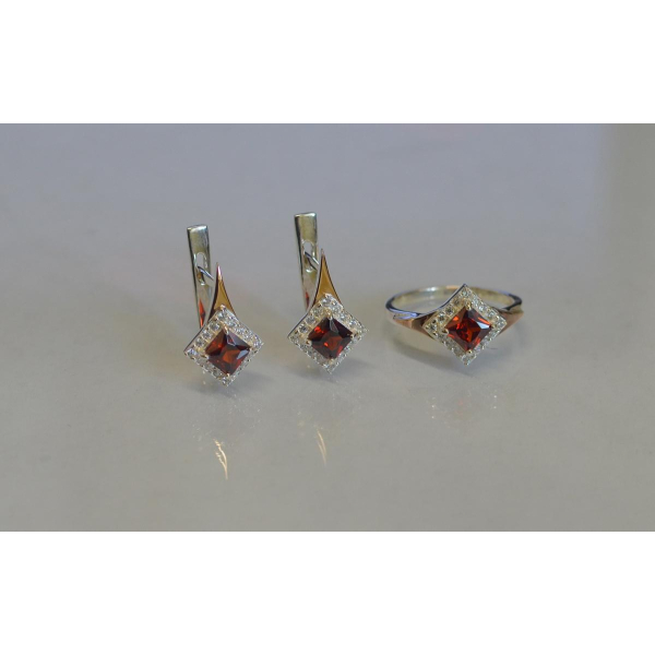 Серебряный комплект с золотыми вставками (074)