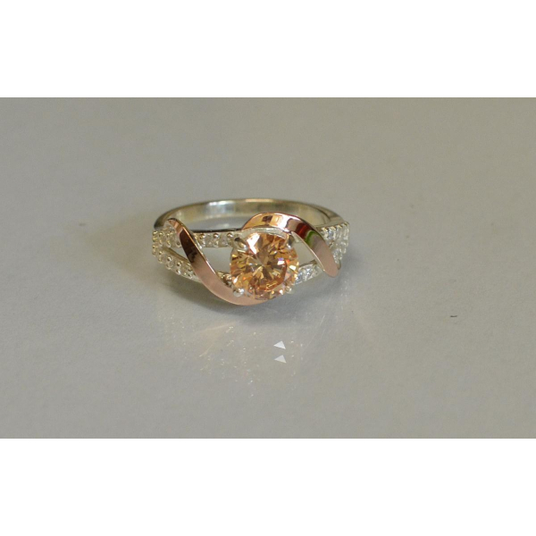 Кольцо серебряное  с золотыми накладками (075к)