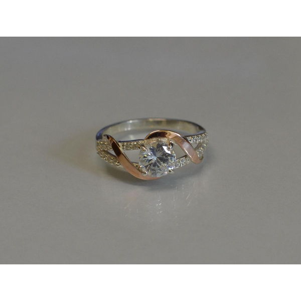 Кольцо серебряное  с золотыми накладками (075к)