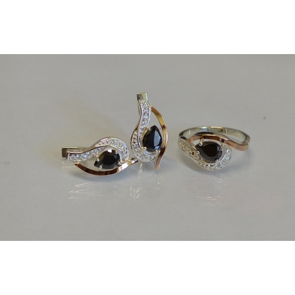 Гарнитур из серебра с золотыми накладками (078)