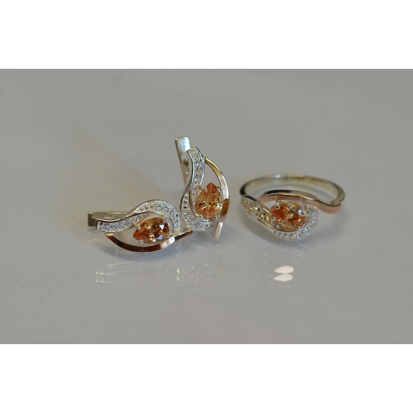 Гарнитур из серебра с золотыми накладками (078)