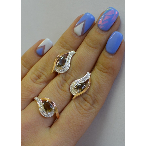 Гарнитур из серебра с золотыми накладками (078)