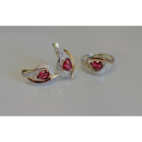 Гарнитур из серебра с золотыми накладками (078)