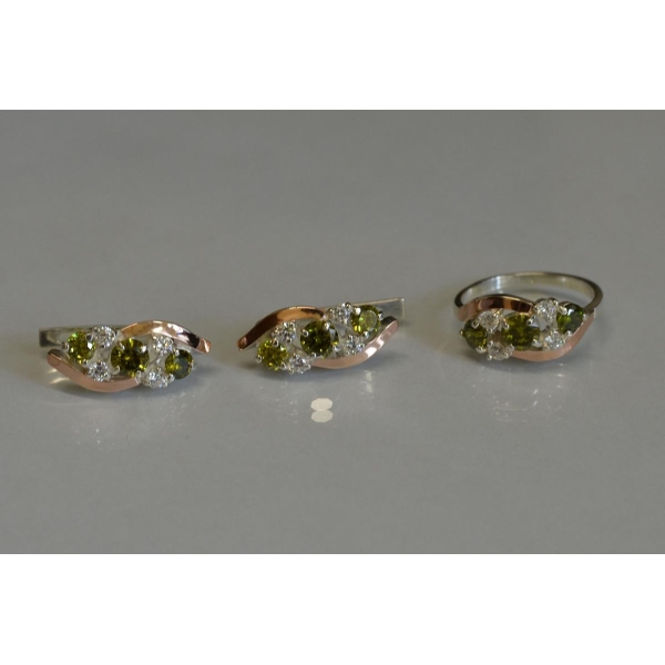 Комплект серебряный с золотыми вставками (085)