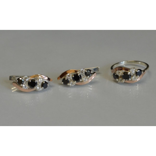 Комплект серебряный с золотыми вставками (085)