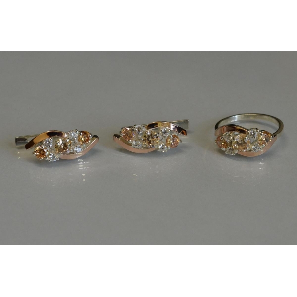 Комплект серебряный с золотыми вставками (085)