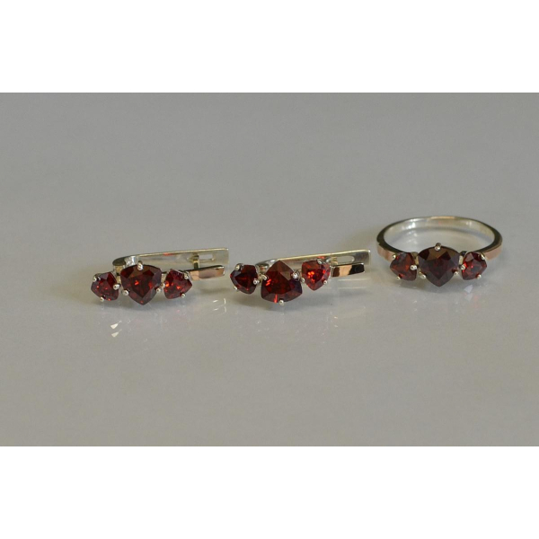 Серебряный гарнитур с золотыми вставками (088)