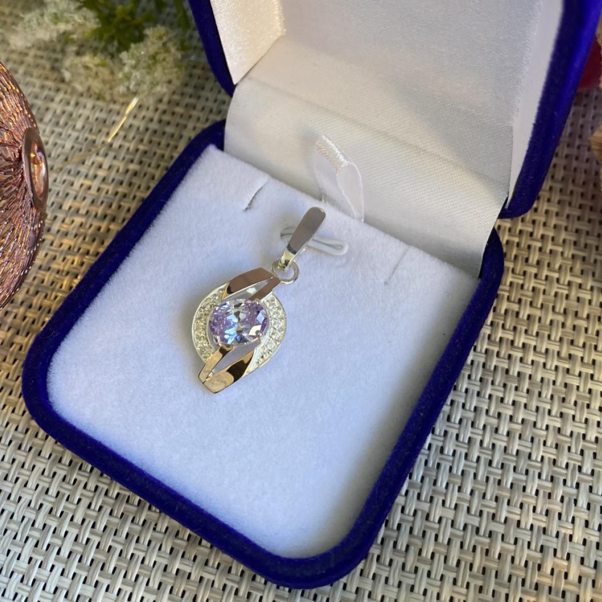 Серебряная подвеска с золотими вставками (090п)