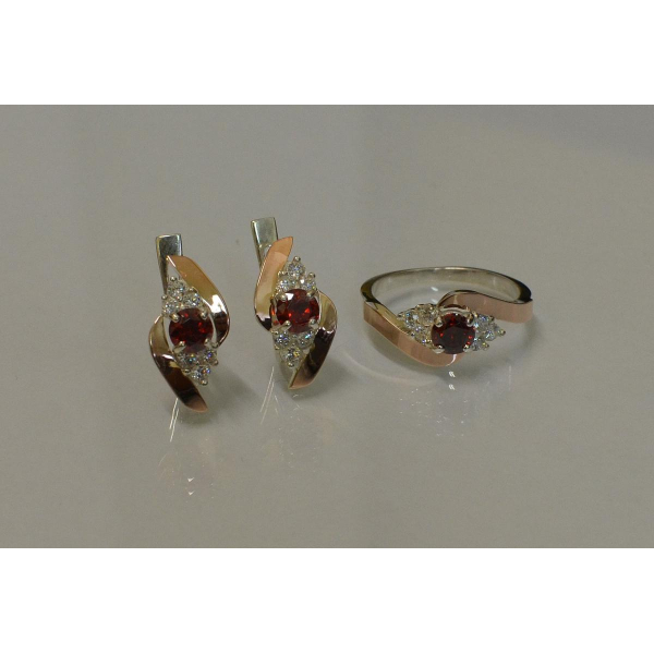 Набор серебряный с золотыми вставками (092)