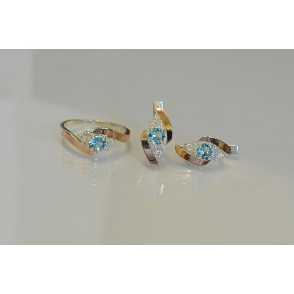 Набор серебряный с золотыми вставками (092)