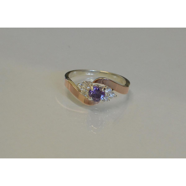 Кольцо серебряное  с вставками из золота (092к)