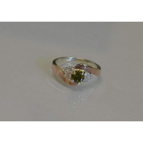 Кольцо серебряное  с вставками из золота (092к)