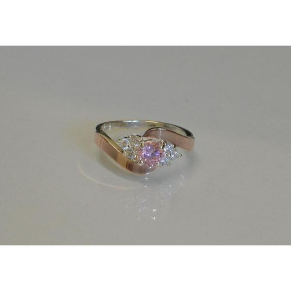 Кольцо серебряное  с вставками из золота (092к)