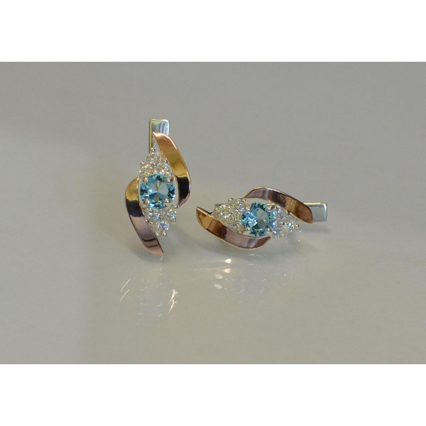 Серьги серебряные  с вставками из золота (092с)