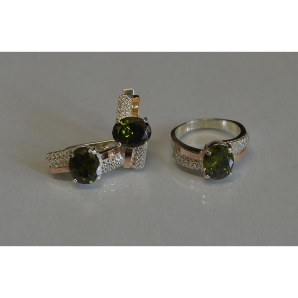 Набір срібний з золотими пластинами і фіанітами (096)